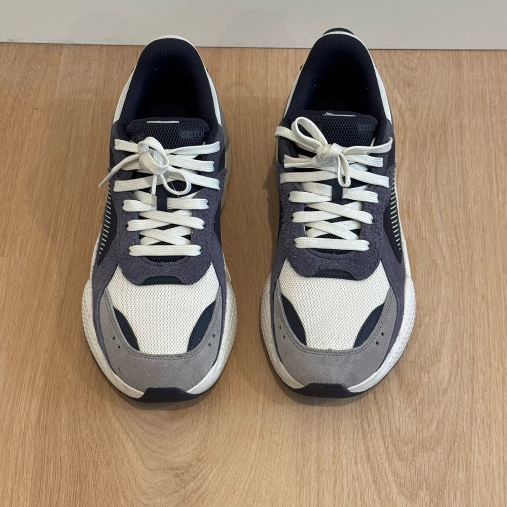 Puma RS-X Heritage Men's Sneakers 10.5 White, Gray and purple.